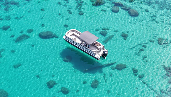 Boat Tahoe - Our Boats - Premier Pontoon 270 Intrigue